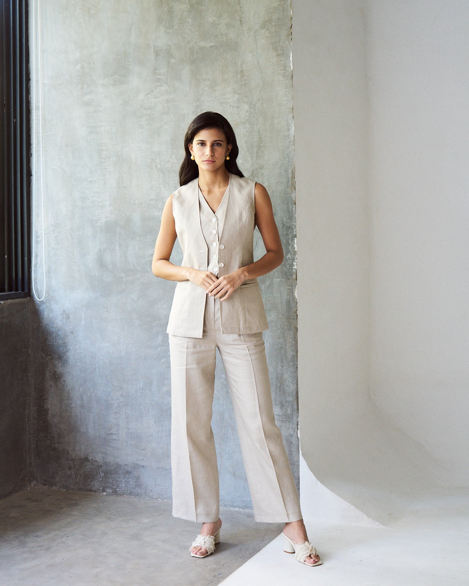 Logus beige linen trouser
