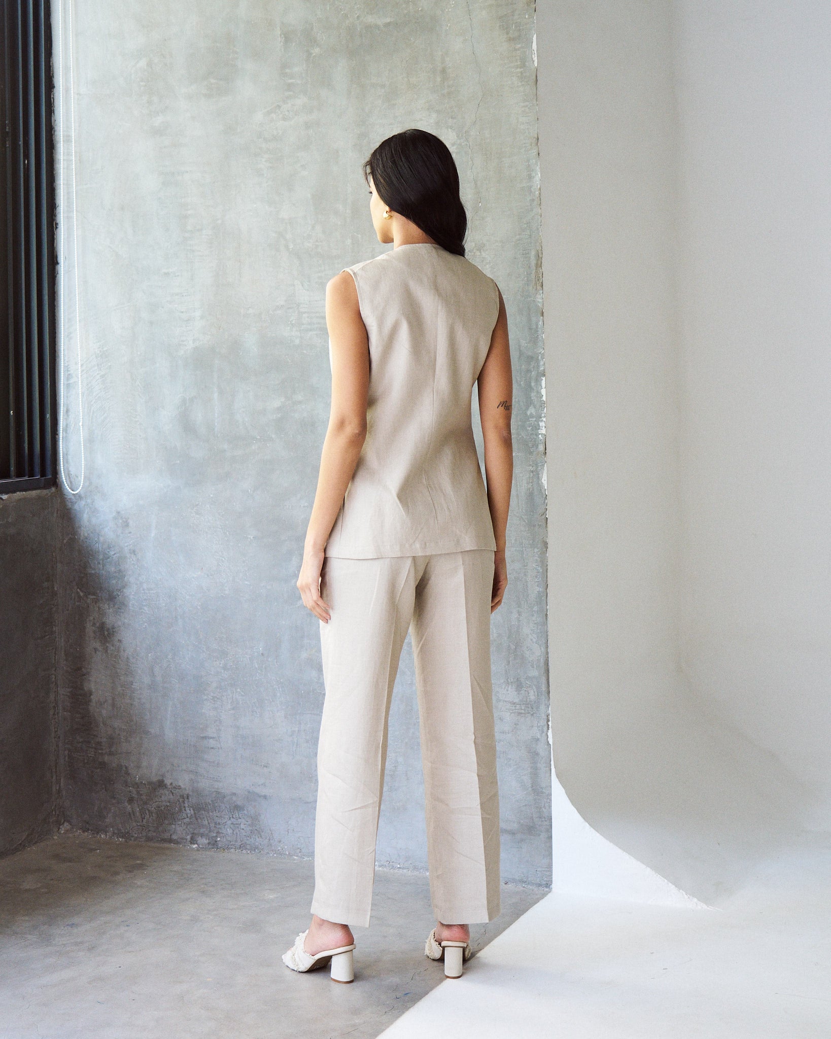 Logus beige linen trouser