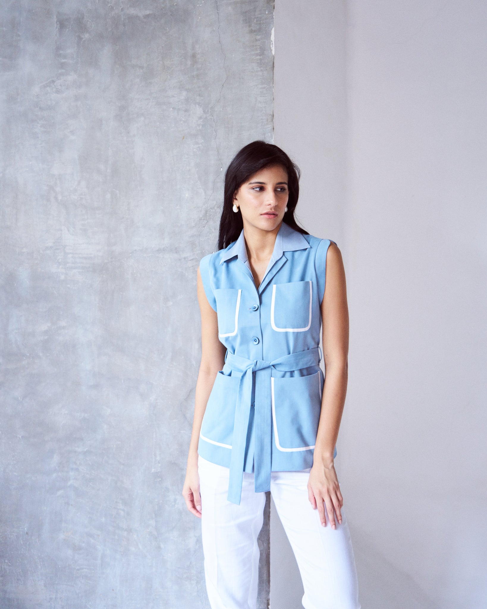 Logus White Narrow fit Linen pleated trouser - 2 pockets