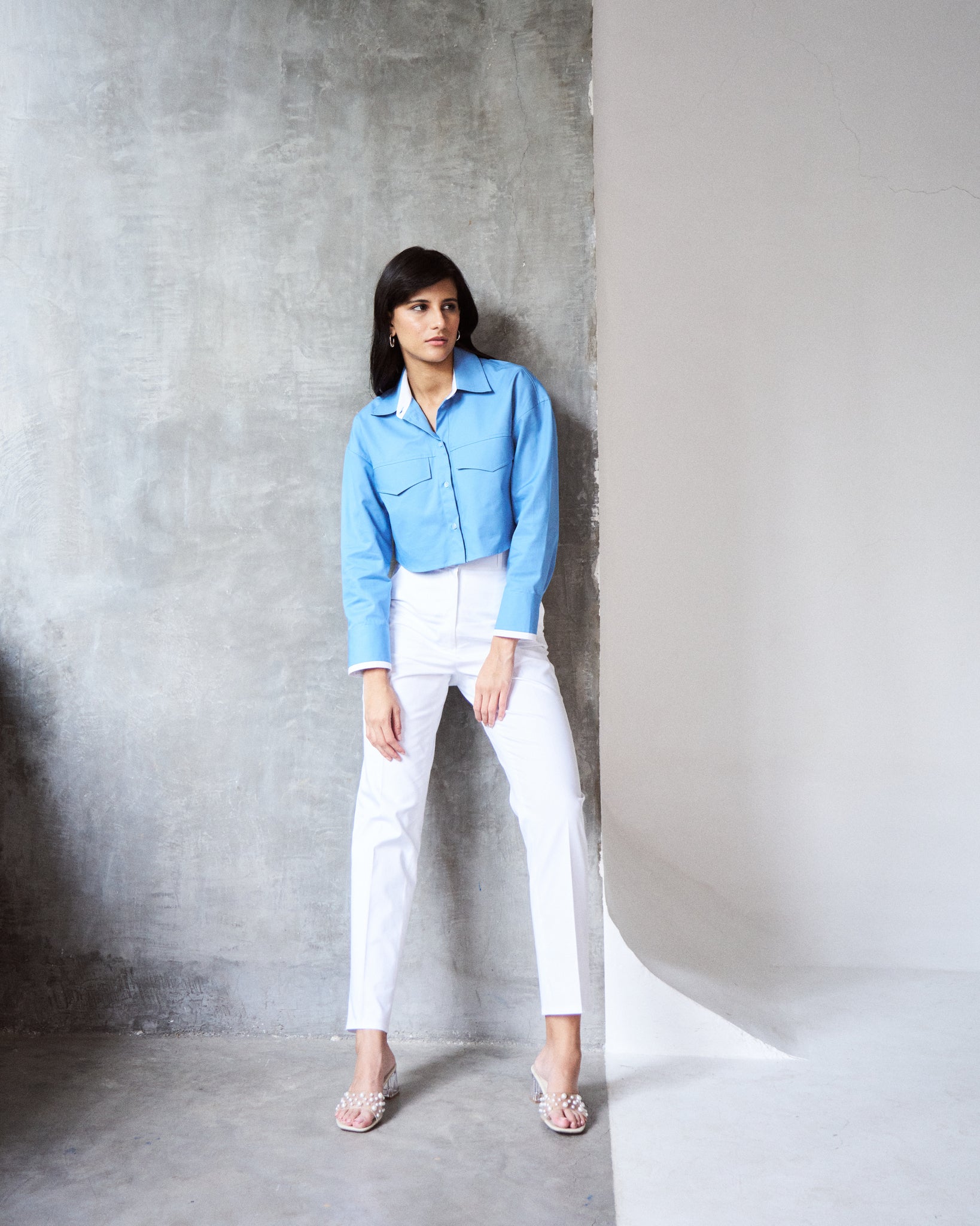 Logus blue cropped shirt