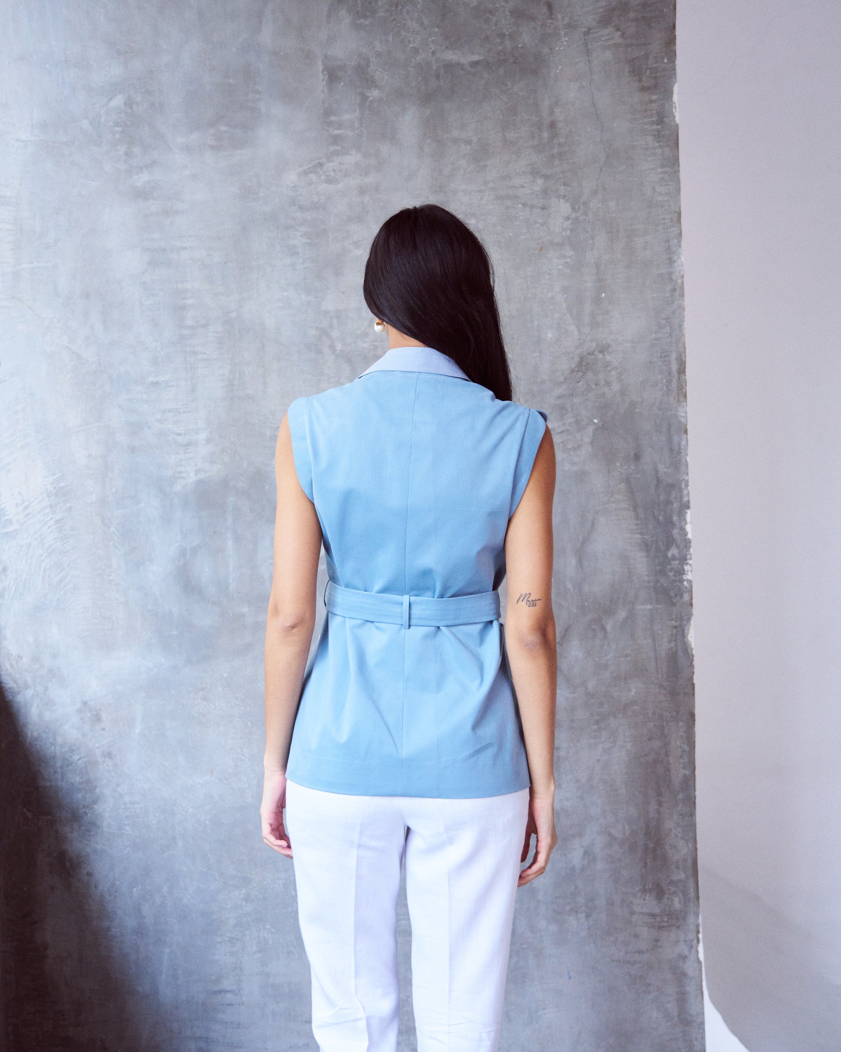 Logus four pocket Top