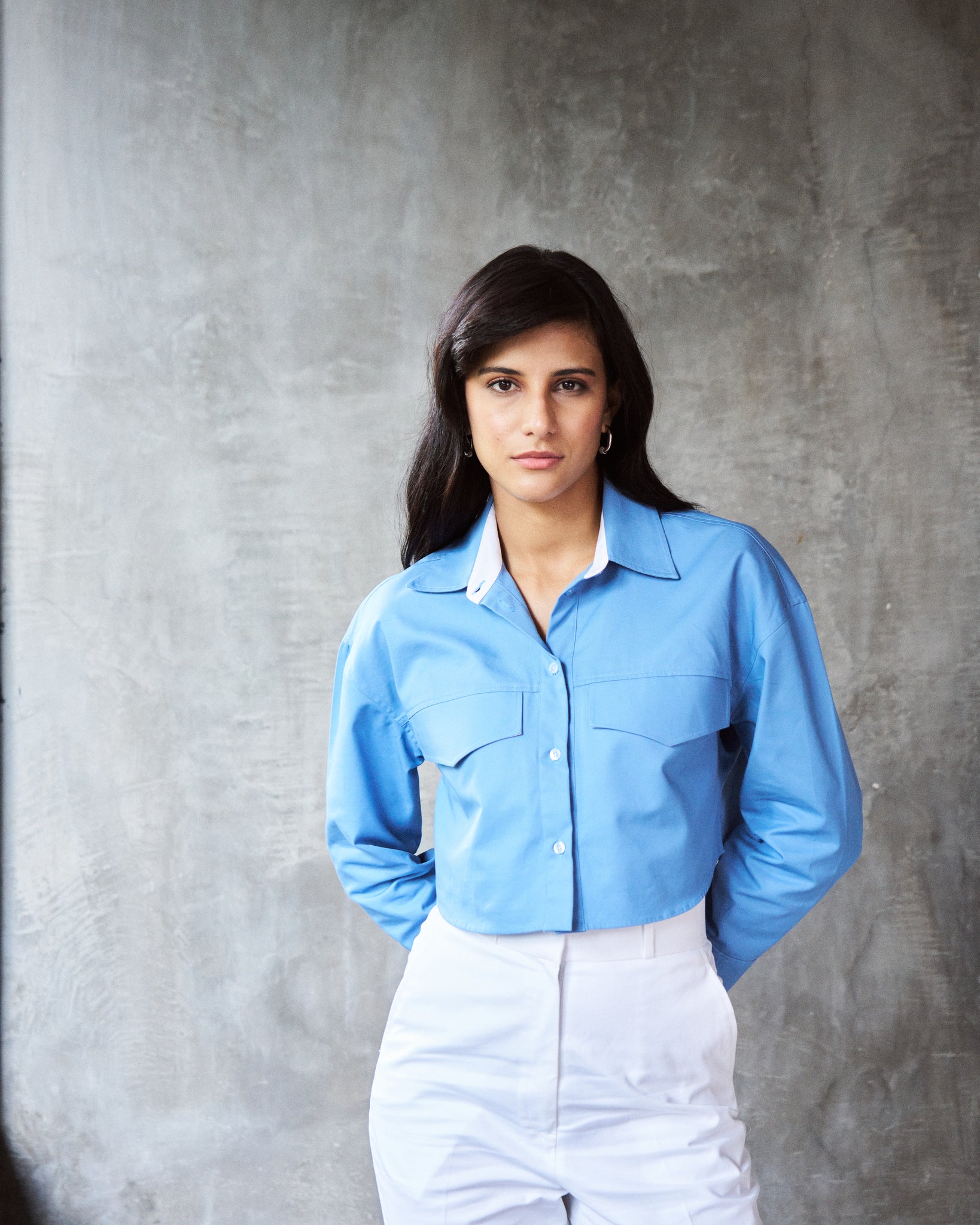 Logus blue cropped shirt