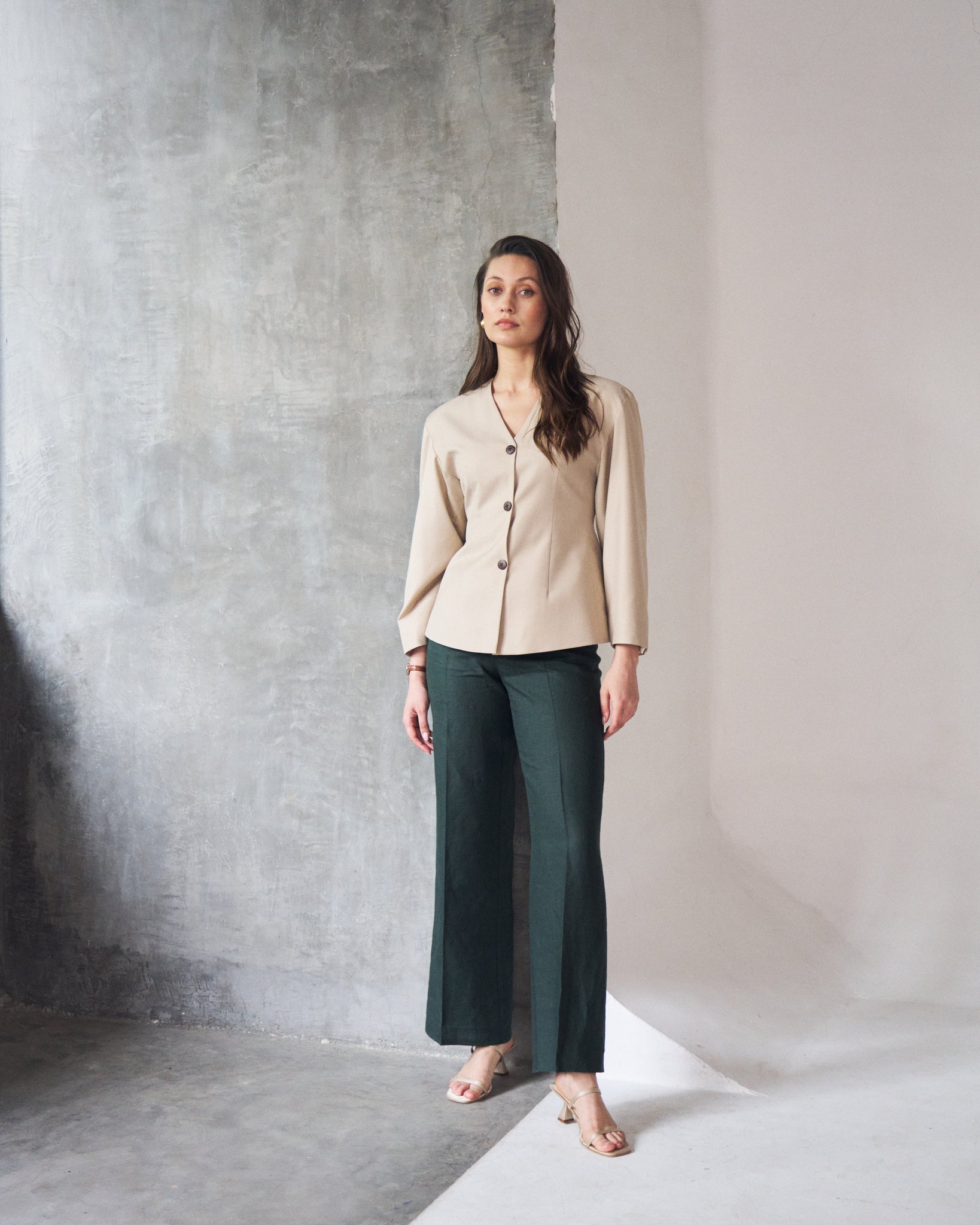 Logus beige top
