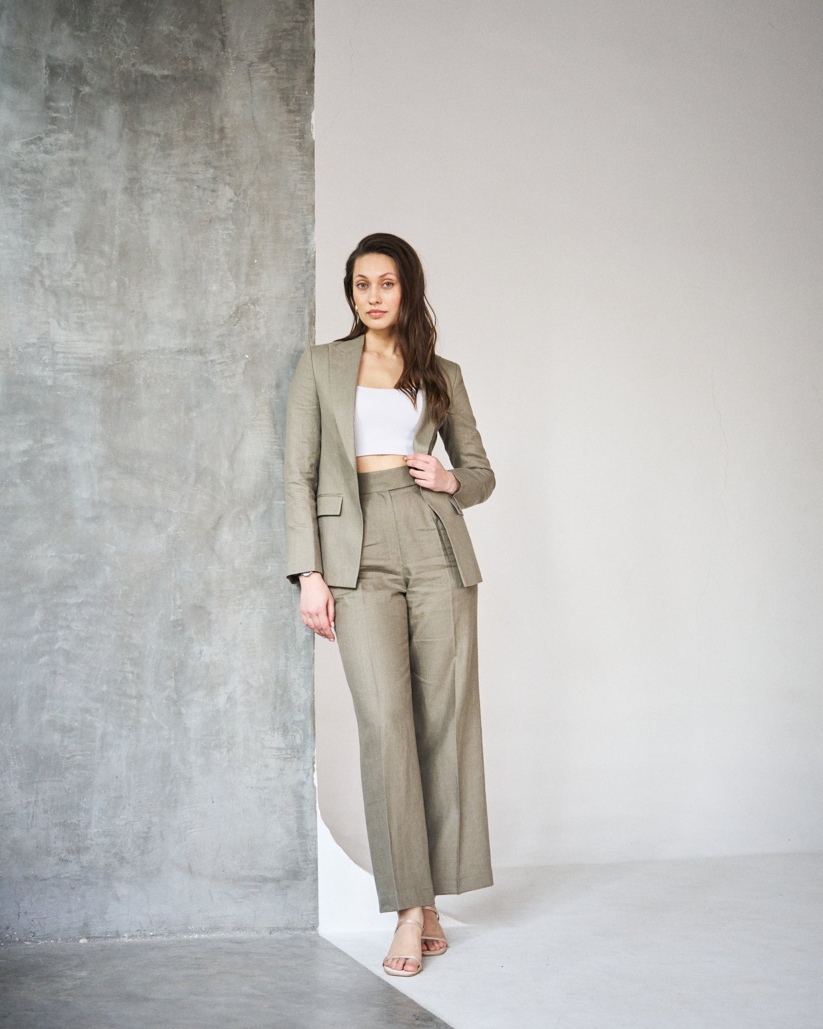 Logus khaki open linen blazer