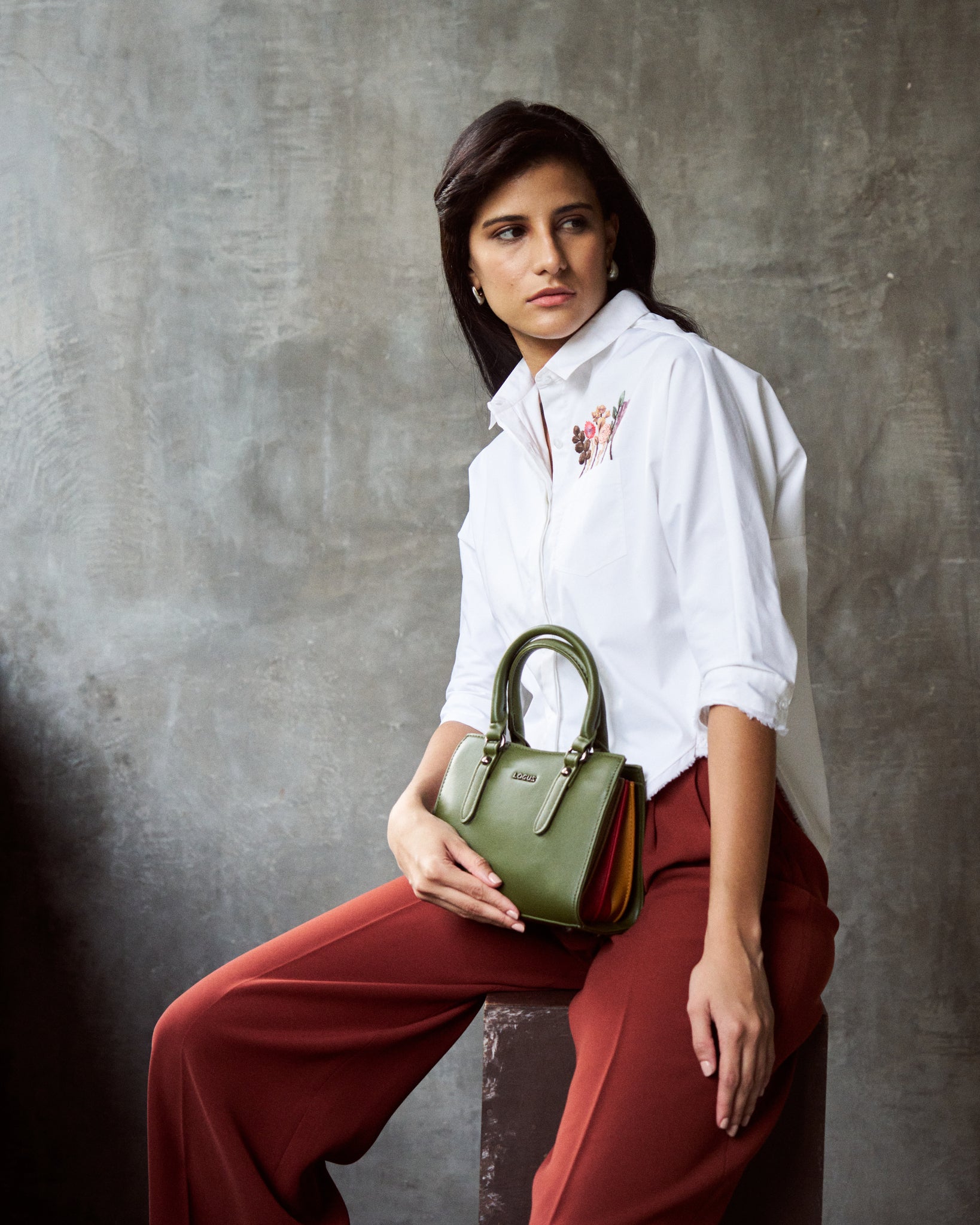 Logus Green sling bag